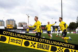 Veikkausliigan otteluraportti: KuPS nappasi tärkeän voiton Väre Areenalla – kauden päätösottelussa ratkaistaan mestaruus