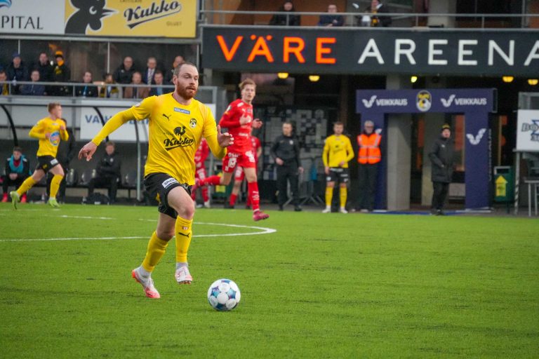 KuPS suuntaa Tehtaan kentälle FC Hakan vieraaksi