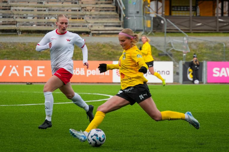 KuPS ja Elli Mäkipelkola jatkosopimukseen
