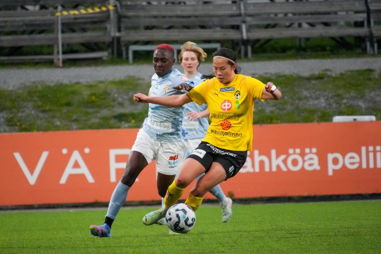Naisten Suomen Cupissa EBK - KuPS