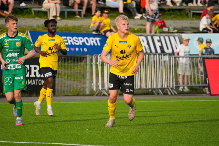 KuPS-pelaajat Otto Ruoppi ja Arttu Lötjönen valittu U21-maajoukkueeseen