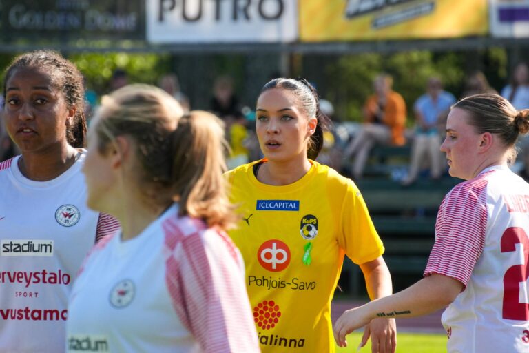 Puolustaja Selja Leiwo jatkaa Kuopion Palloseurassa