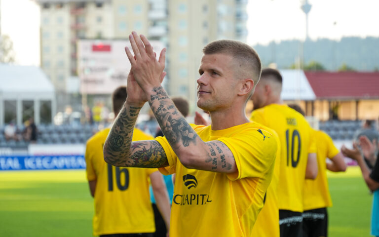 Kapteeni jatkaa kotikaupungissaan – Petteri Pennanen ja KuPS sopimukseen kahdesta kaudesta