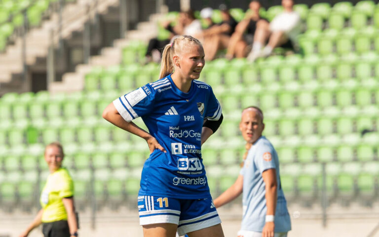 Hyökkääjä Piita Kytölaakso Kuopion Palloseuraan