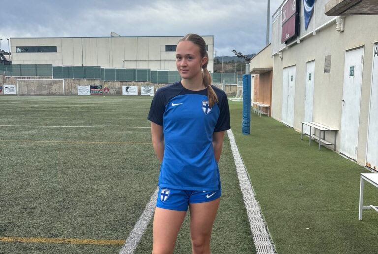 Anni Pulkkanen ja Pouta Ukkonen U17 EM-jatkokarsinnassa