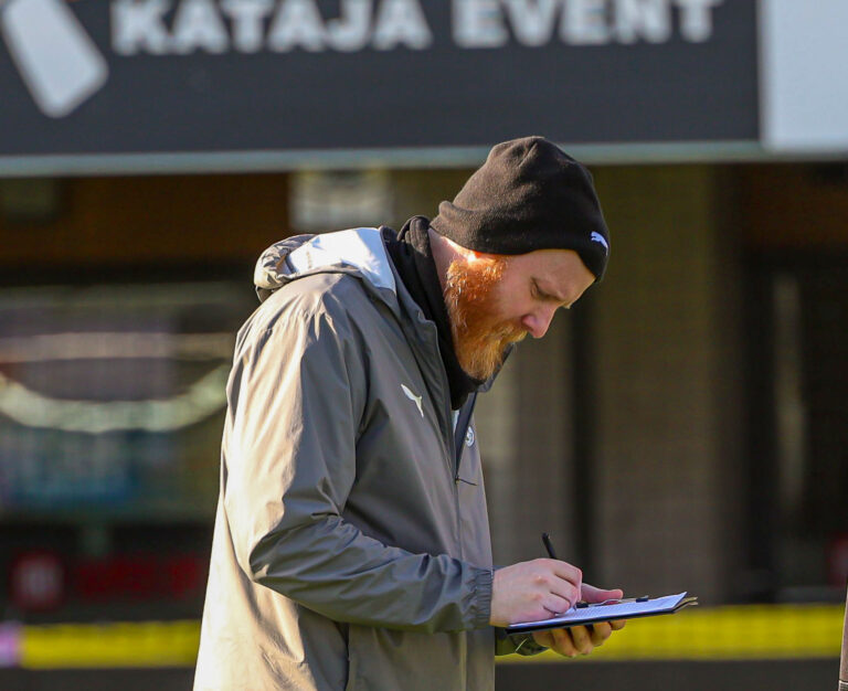 Maalivahtien asialla: Jussi Liikanen