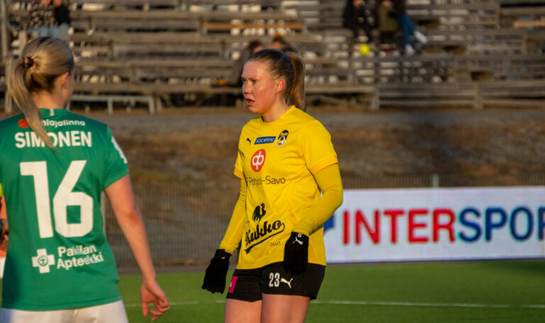 Periksiantamaton nautiskelija: Noora Juusela