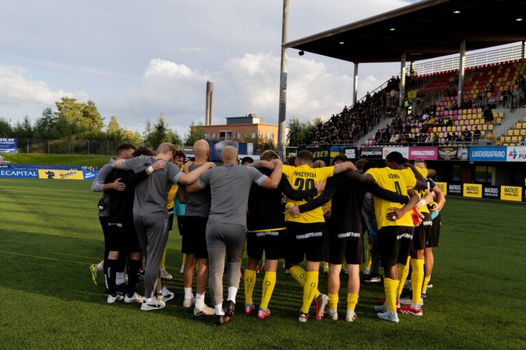 KuPS nousi tasoihin Craiovaa vastaan – ottelupari ratkaistaan Romaniassa
