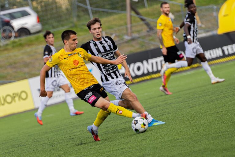 Sarjakärki KuPS vahvavireisen FC Lahden vieraaksi